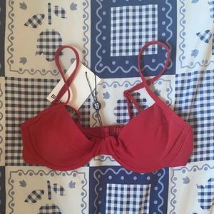 BLACKBOUGH RED UNDERWIRE TOP